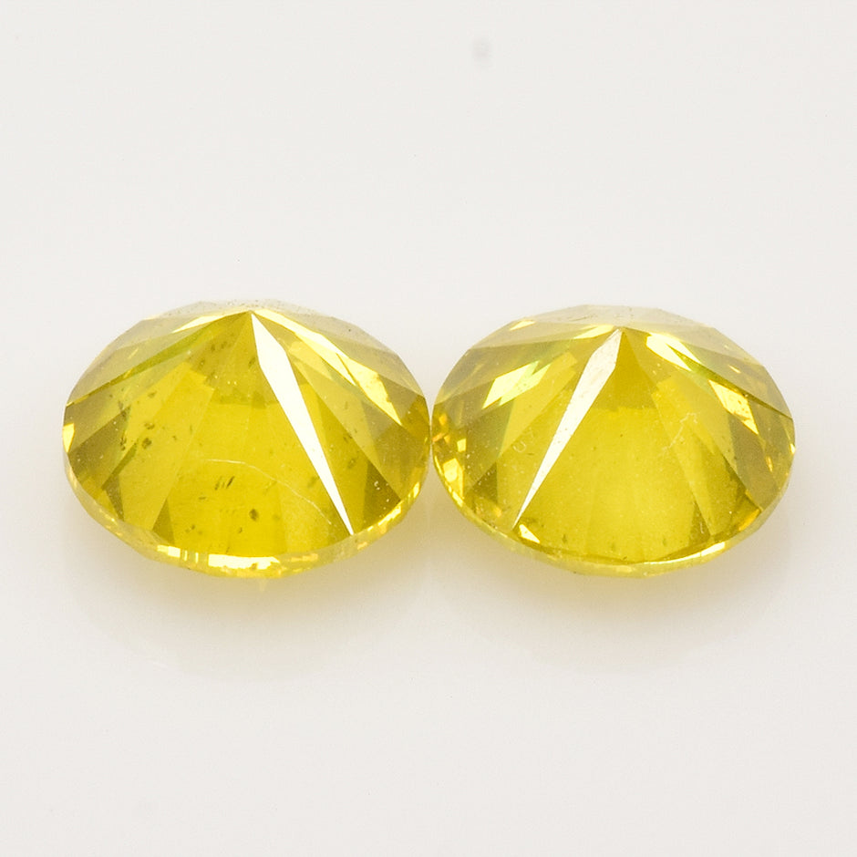 PAIR! 0.74cts 4.4mm Fluorescent Yellow Natural Loose Diamonds 